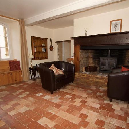 Ancienne Ecole Bed & Breakfast Cazaux-Villecomtal Exterior foto