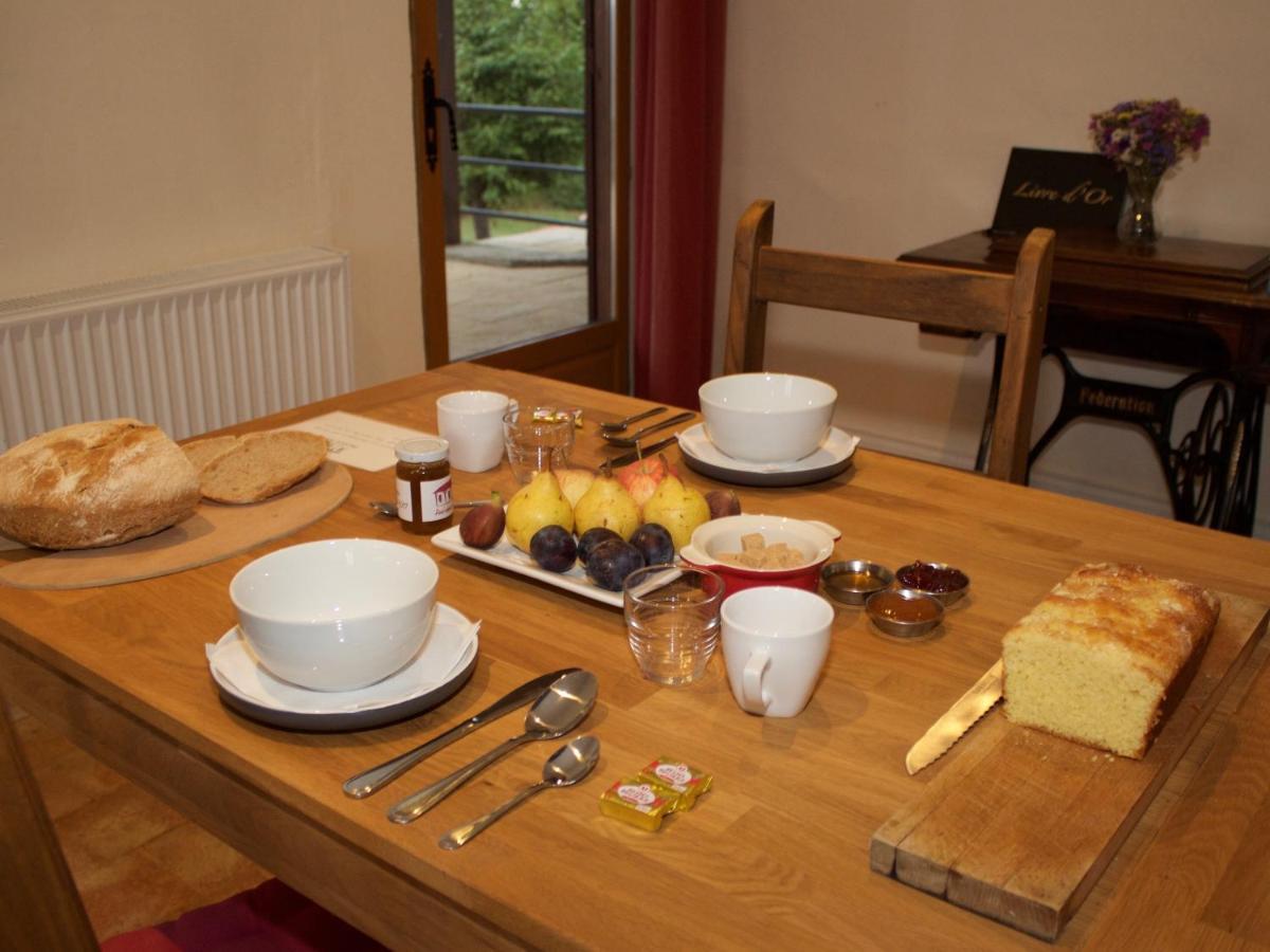 Ancienne Ecole Bed & Breakfast Cazaux-Villecomtal Exterior foto