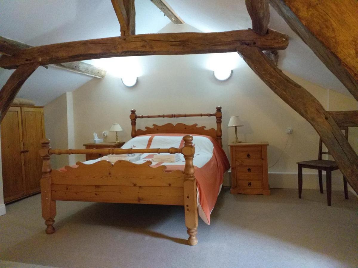 Ancienne Ecole Bed & Breakfast Cazaux-Villecomtal Exterior foto