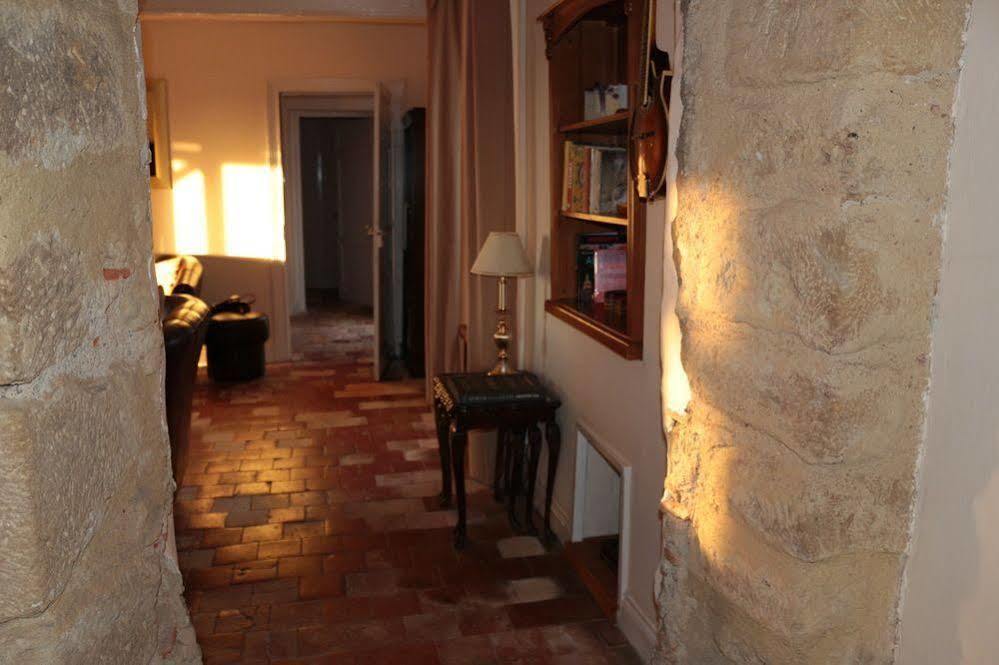 Ancienne Ecole Bed & Breakfast Cazaux-Villecomtal Exterior foto