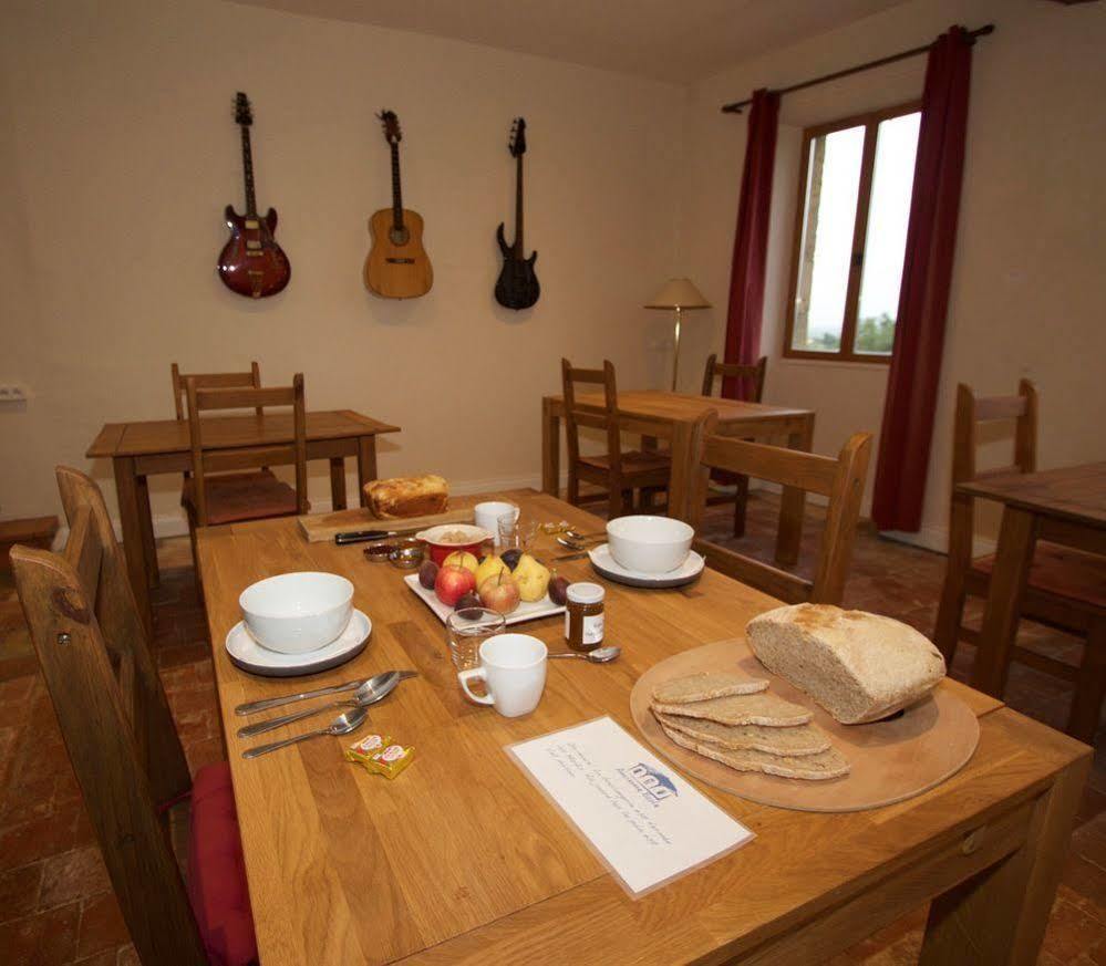 Ancienne Ecole Bed & Breakfast Cazaux-Villecomtal Exterior foto